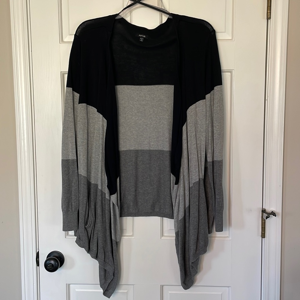 Flyaway cardigan 2X